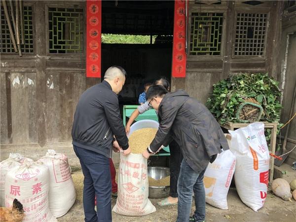 �r(n��ng)�l(f��)�н��(y��ng)�h֧���_(k��i)չ�������ů�С����}�h�ջ��(d��ng)