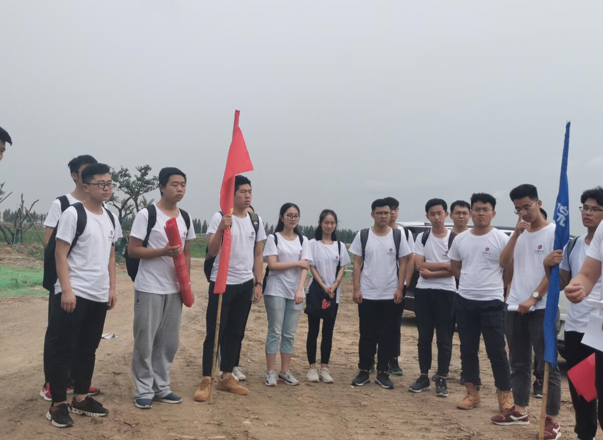 “懷抱初心 不忘鄉(xiāng)村” 炎黃文化&河大志愿者公益扶貧行動(dòng)