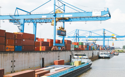 һ��һ·����21���o(j��)��һ�(xi��ng)�_(k��i)��(chu��ng)�Գ��h�����L(f��ng)�Ė|����(l��i)������(gu��)�H��ʿՄһ��һ·������